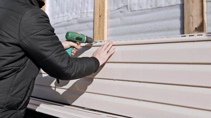 How to Know When Your Vinyl Siding Needs Repair